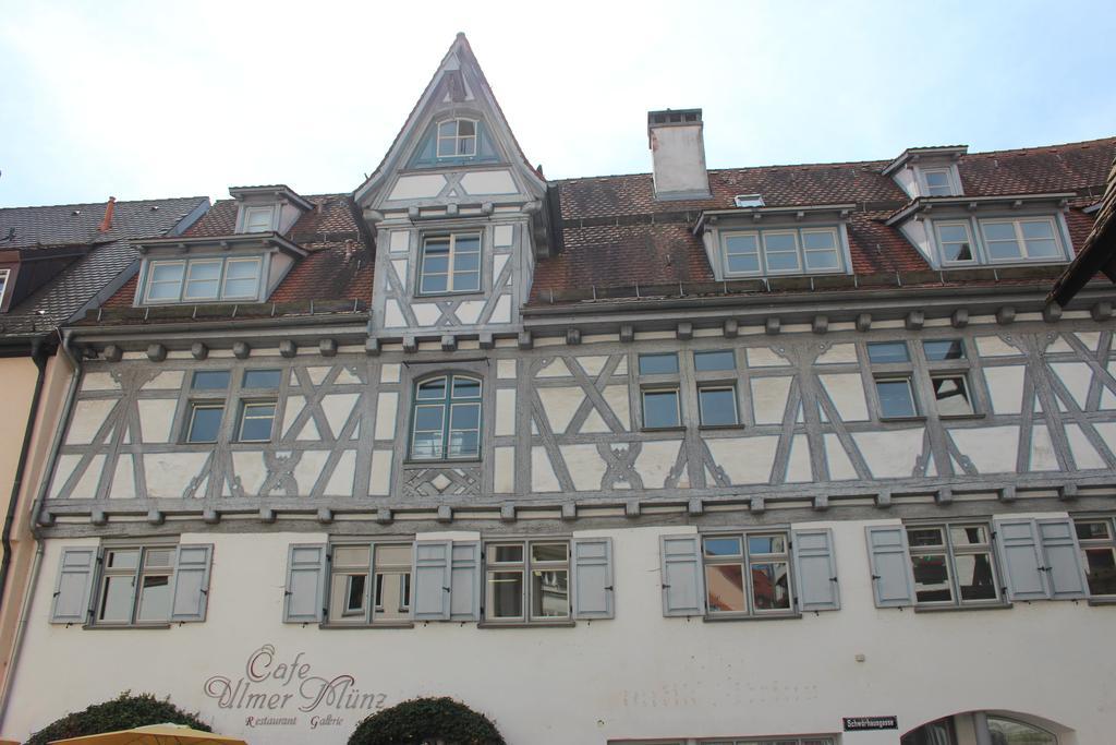 Hotel Schmales Haus Ulm Exterior photo